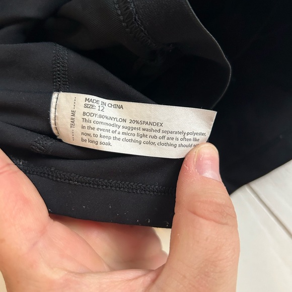 Black Longline Sportsbra - Picture 4 of 4